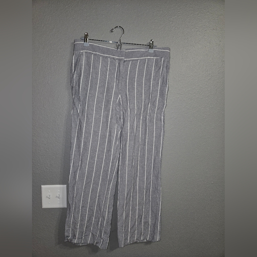 Loft Linen Blend Grey & White Pinstripe Pants Size 8